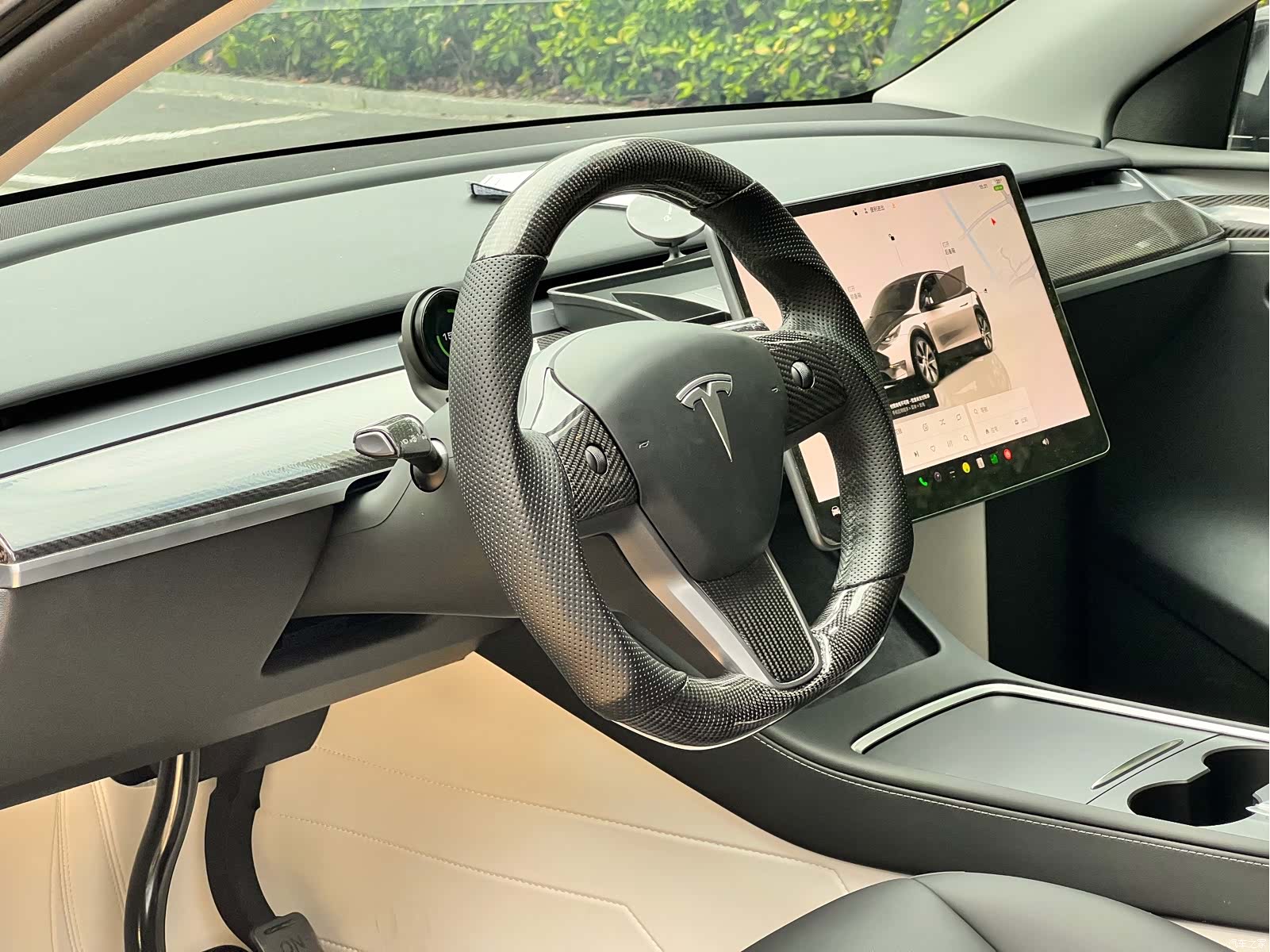 Tesla Model Y, 2023 все фото