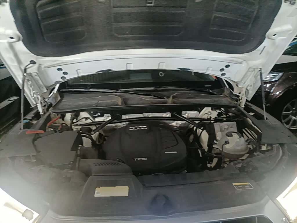 Audi Q5L, 2019 20