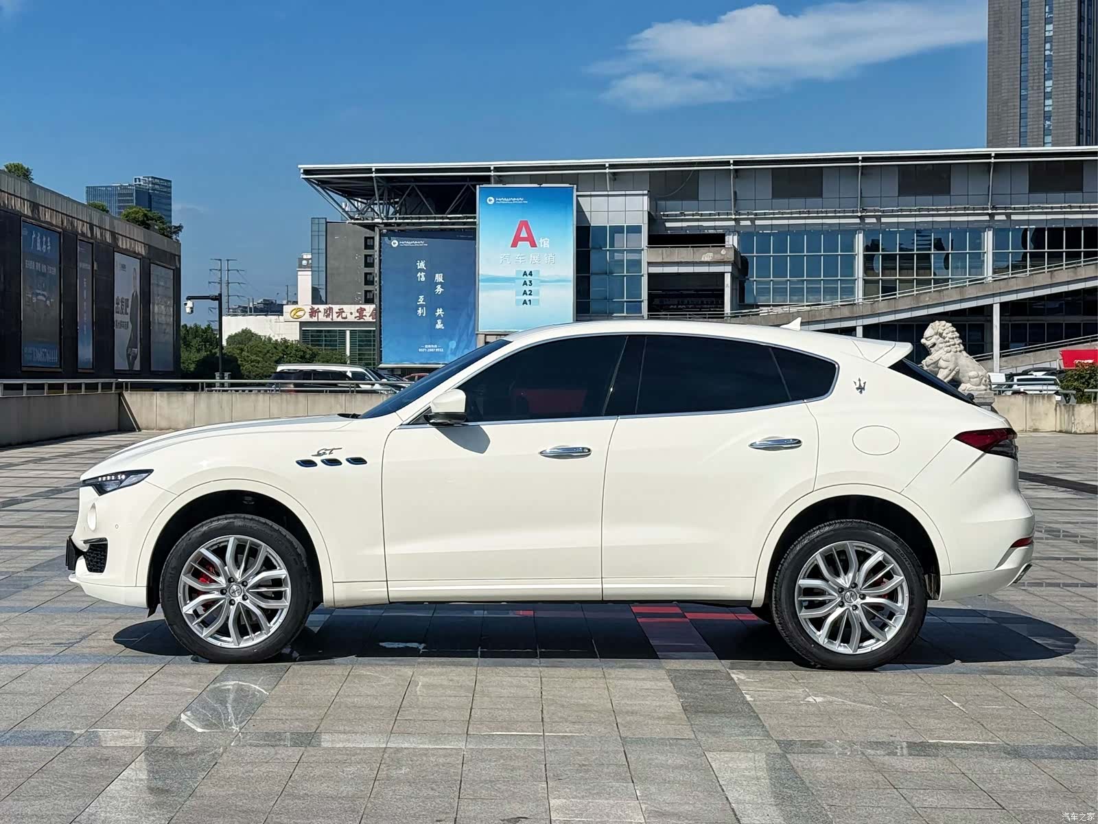 Maserati Levante, 2022 3