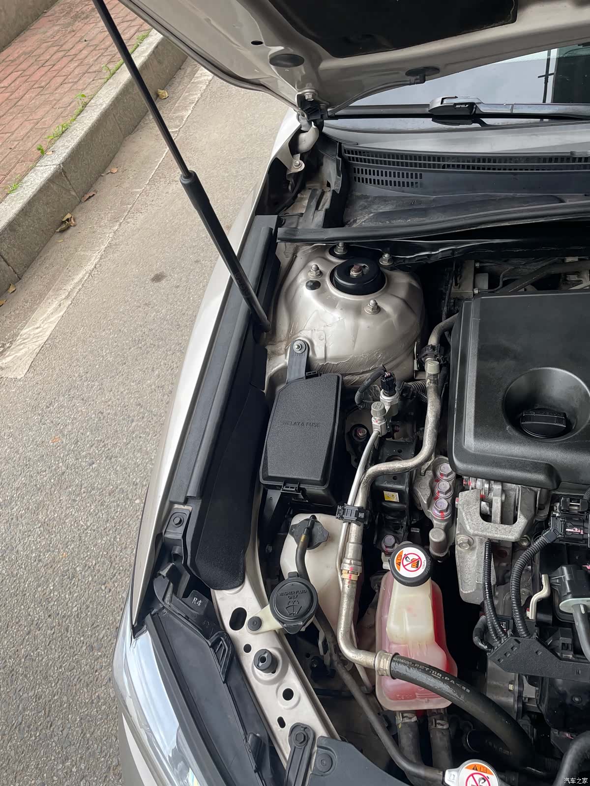 Toyota Camry, 2019 16