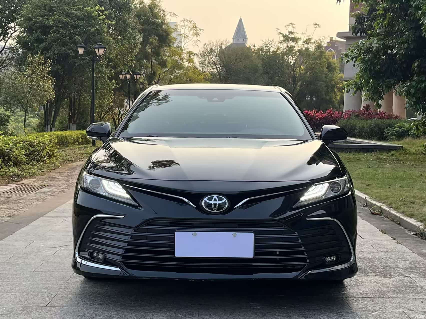 Toyota Camry, 2022 2