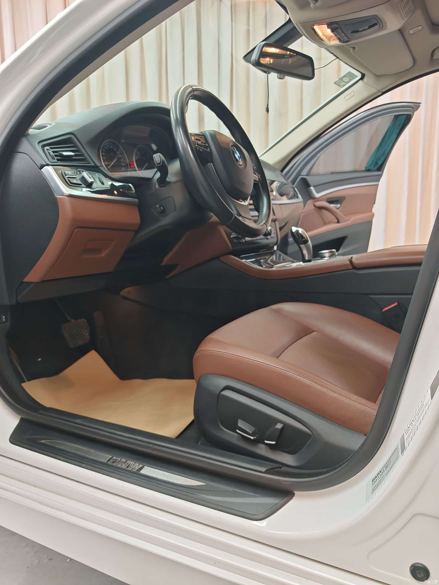 BMW 5 Series, 2016 14