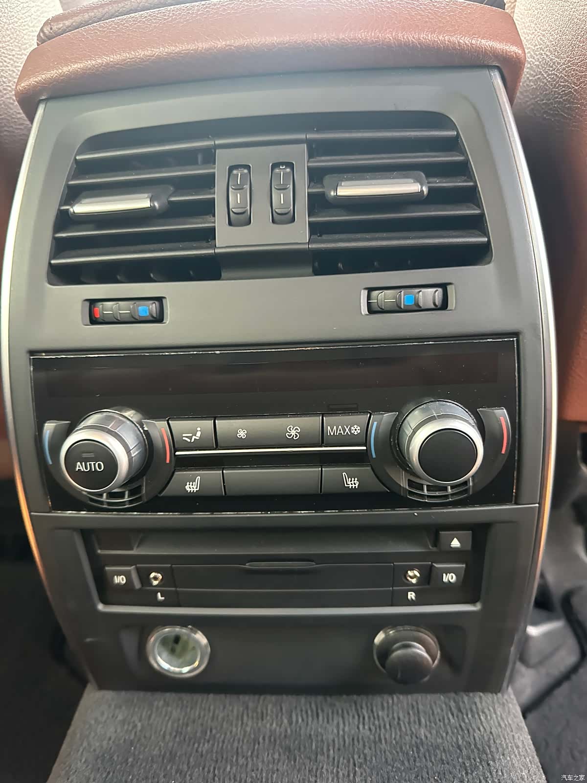BMW 5 Series, 2012 11