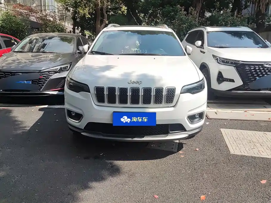 Jeep Free light