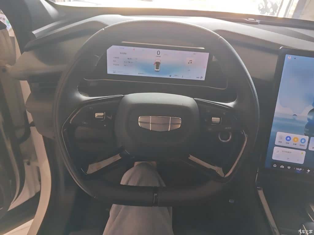 Geely Boyue, 2023 11