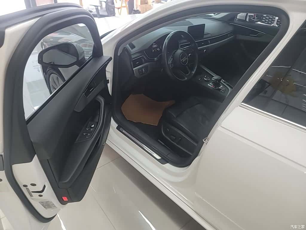 Audi A4L, 2019 16