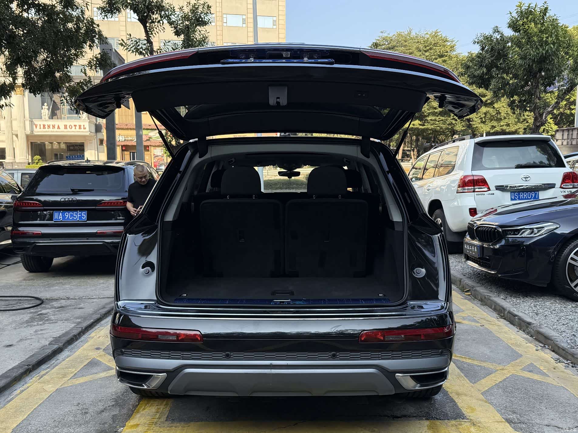 Audi Q7, 2023 17