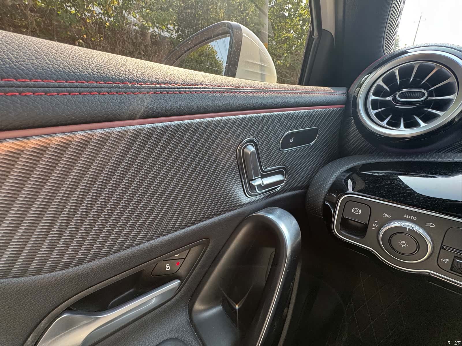 Mercedes-Benz A-Class, 2024 10