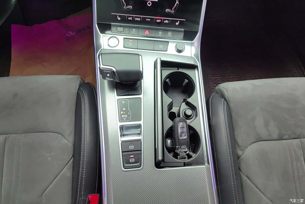 Audi A6L, 2019 16