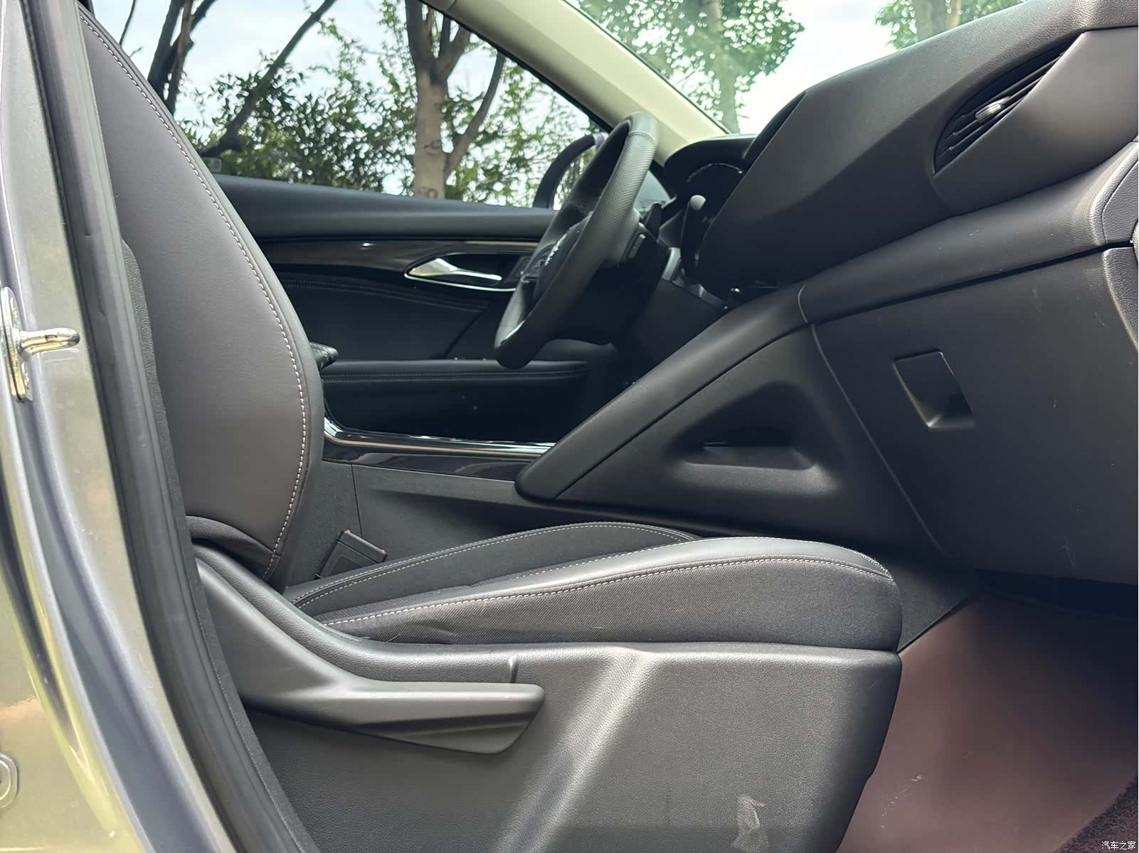 Buick Envision, 2023 10