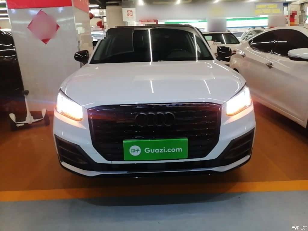 Audi Q2L, 2021 3