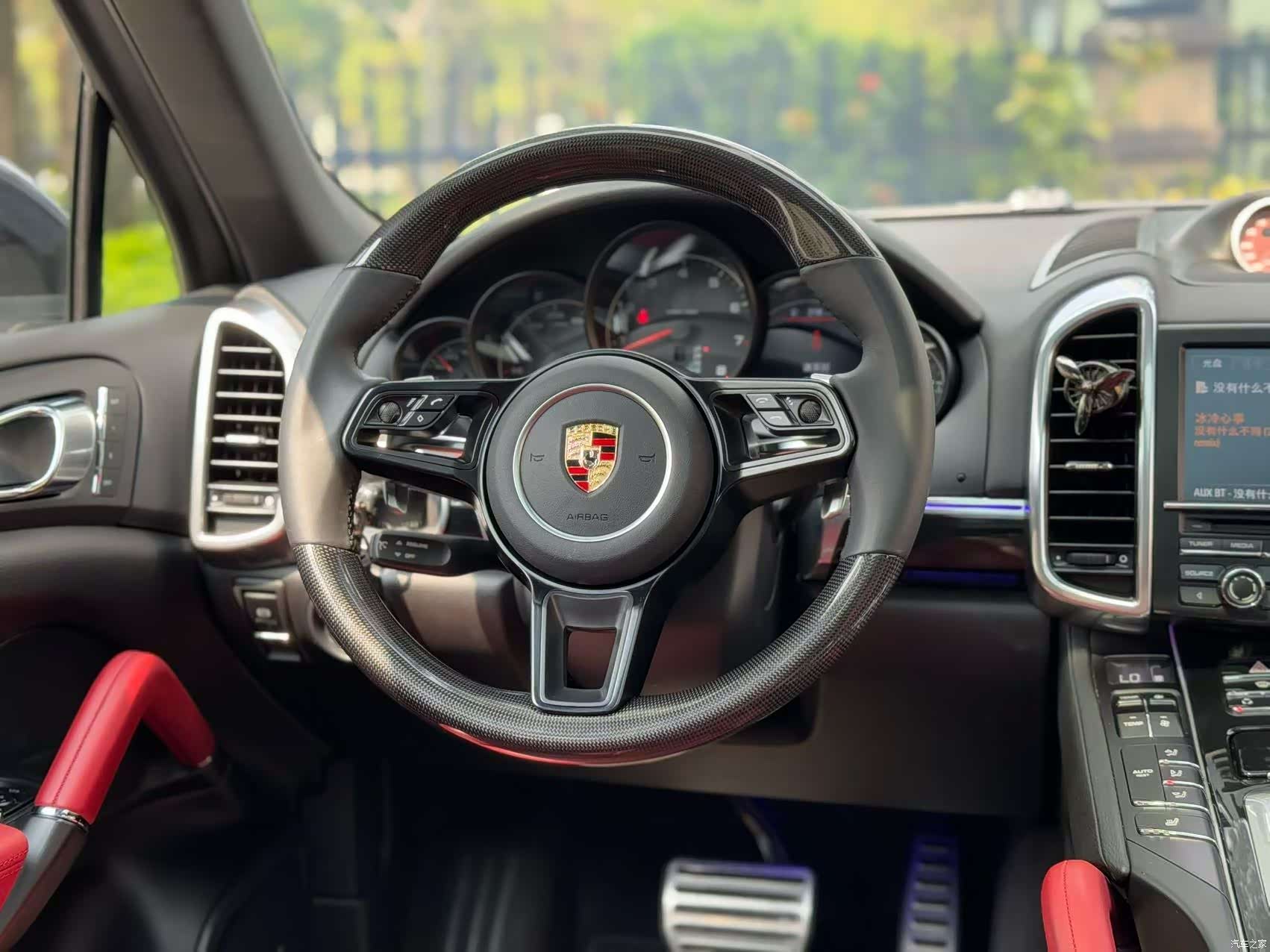 Porsche Cayenne, 2012 7