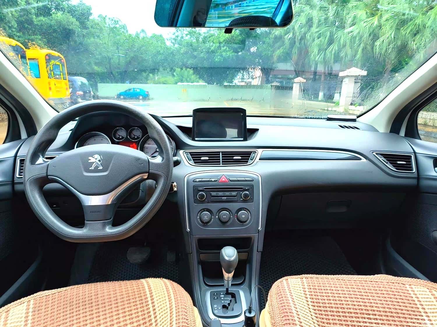Peugeot 308, 2016 все фото
