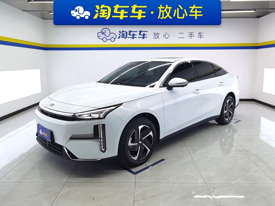 Geely Galaxy L6