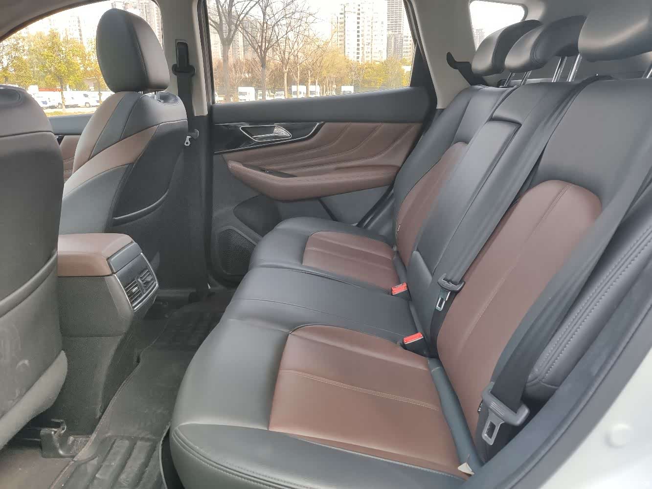 DongFeng AX7, 2018 10