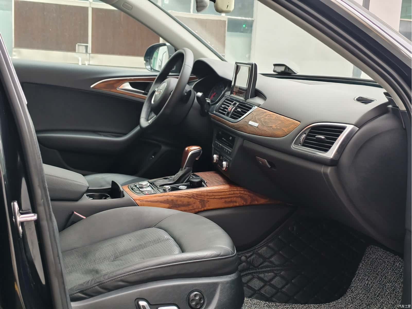 Audi A6L, 2016 8