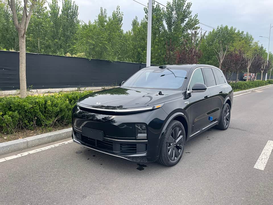 Li Auto Ideal L8