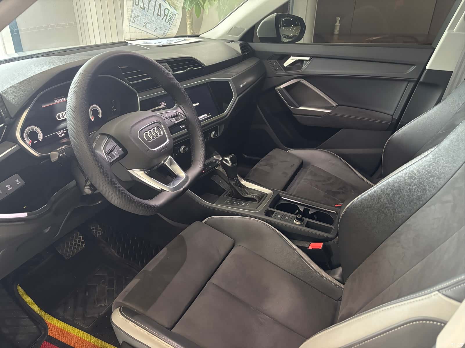 Audi Q3, 2022 10