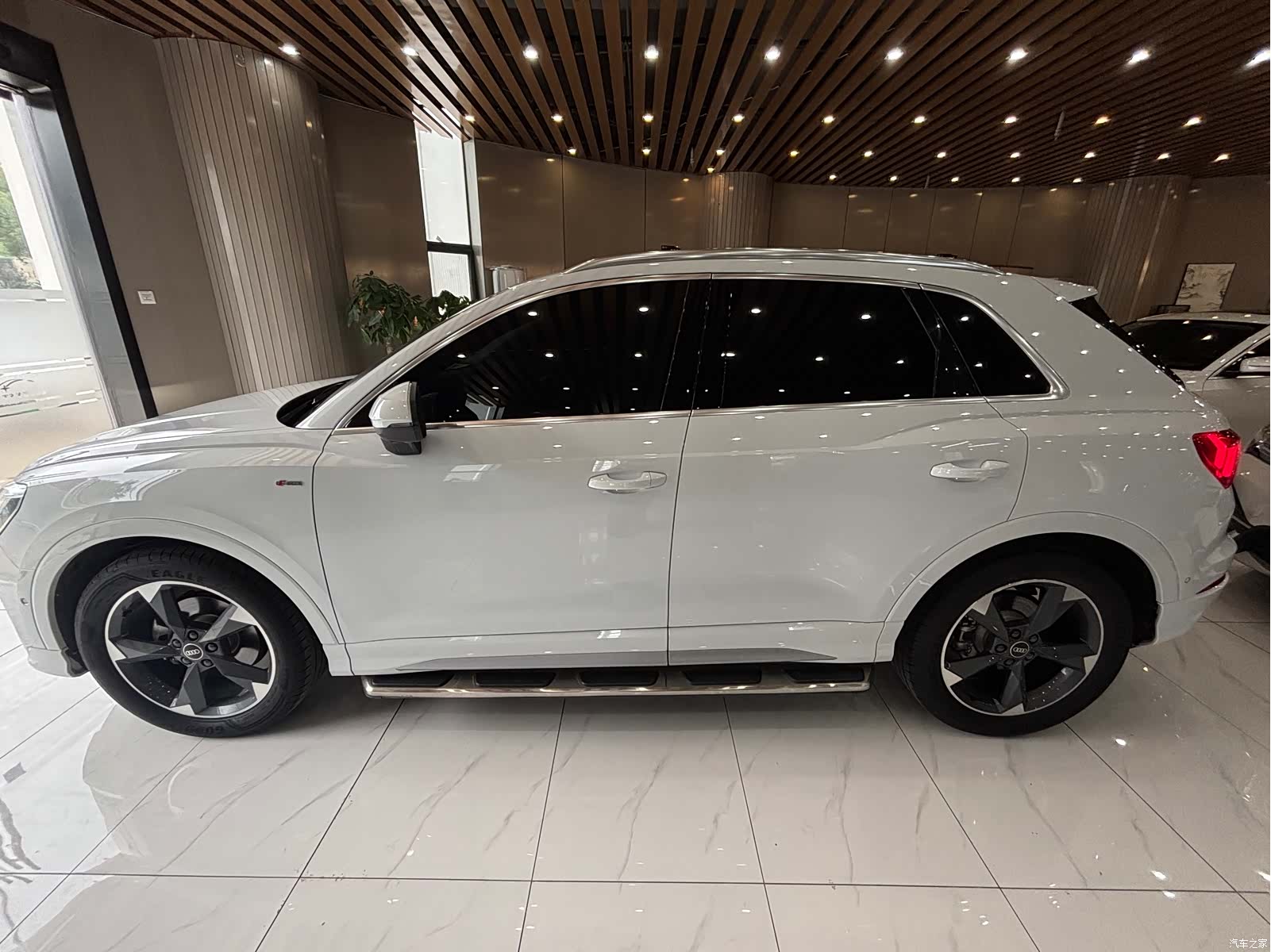 Audi Q3, 2022 2