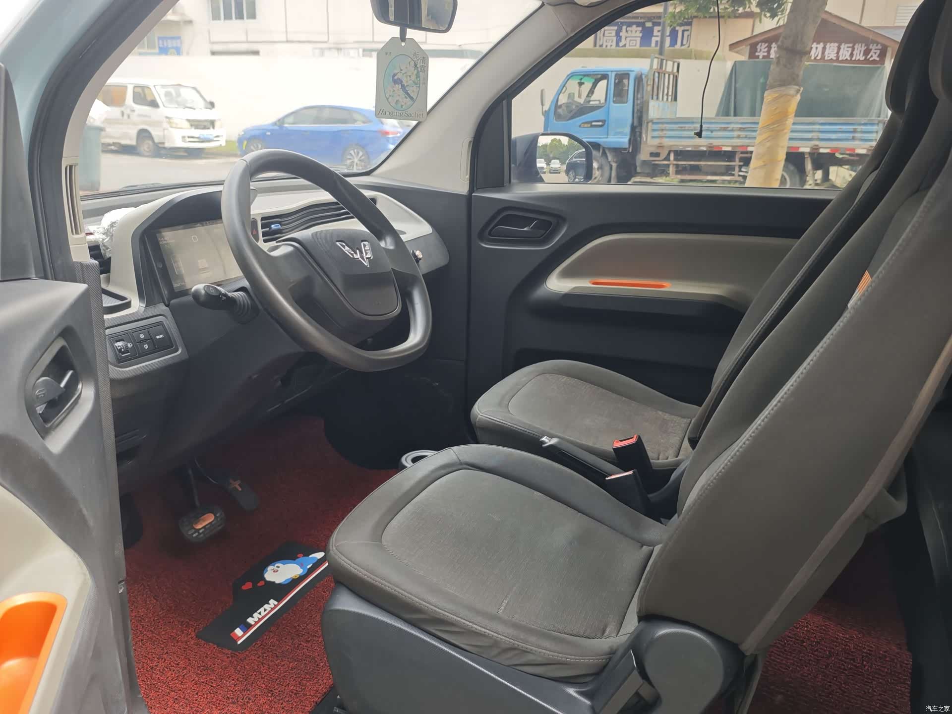 Wuling MINIEV, 2022 6