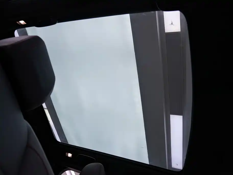 Land Rover Discover sports