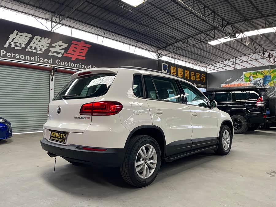 Volkswagen Tiguan 2015, фото 7
