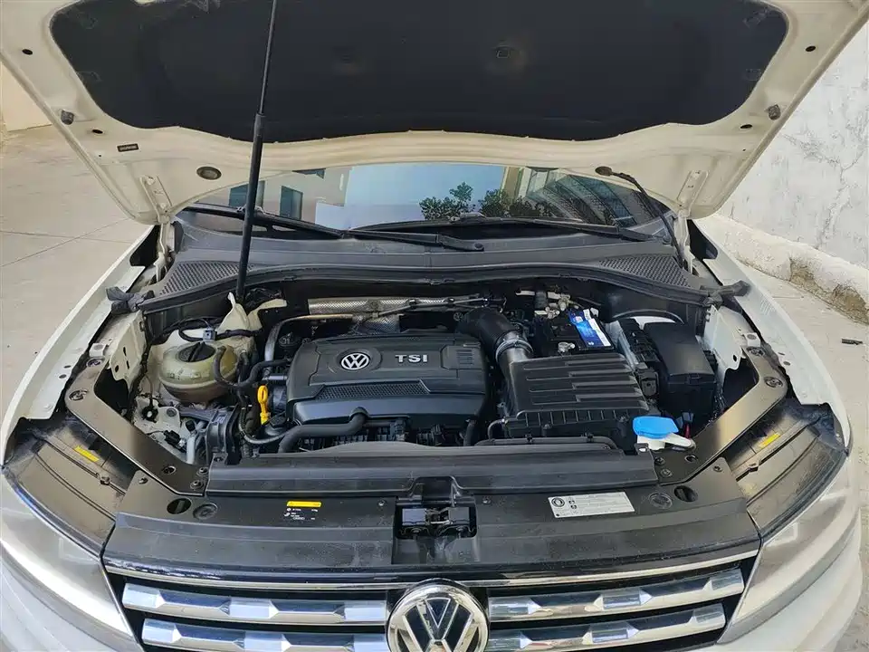 Volkswagen Tiguan L Volkswagen Tiguan L