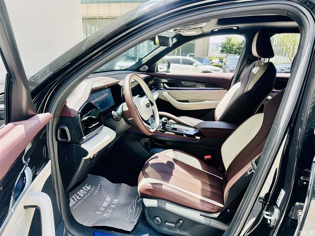 Geely Xingyue L, 2025 11