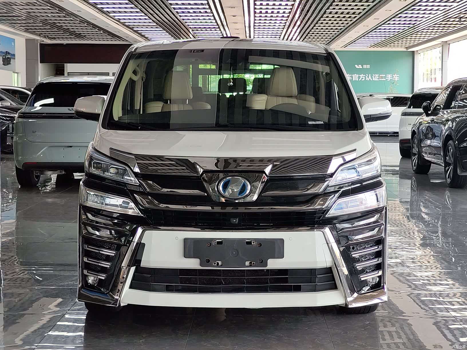 Toyota Vellfire, 2021 2