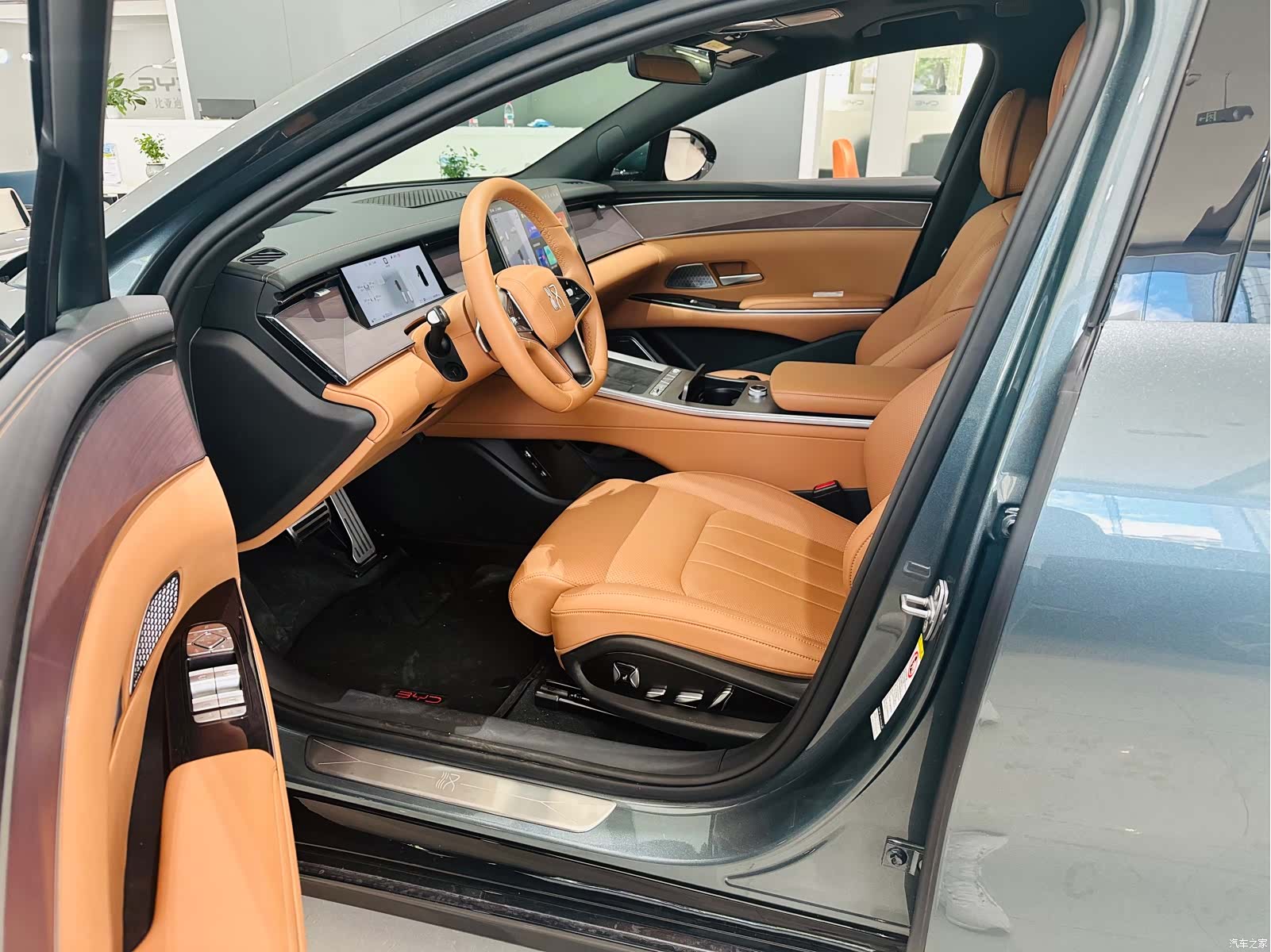 BYD Han, 2025 8
