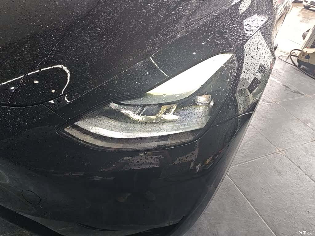 Tesla Model Y, 2023 24