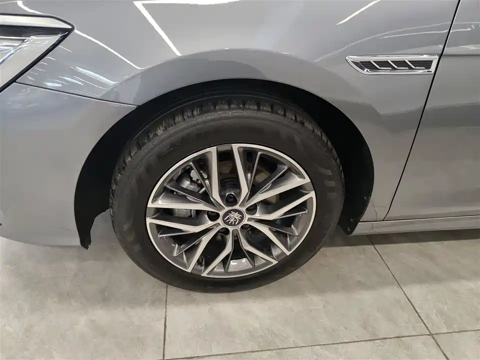 BYD Qin Yuan