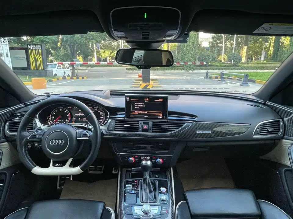 Audi RS 6 Audi RS 6