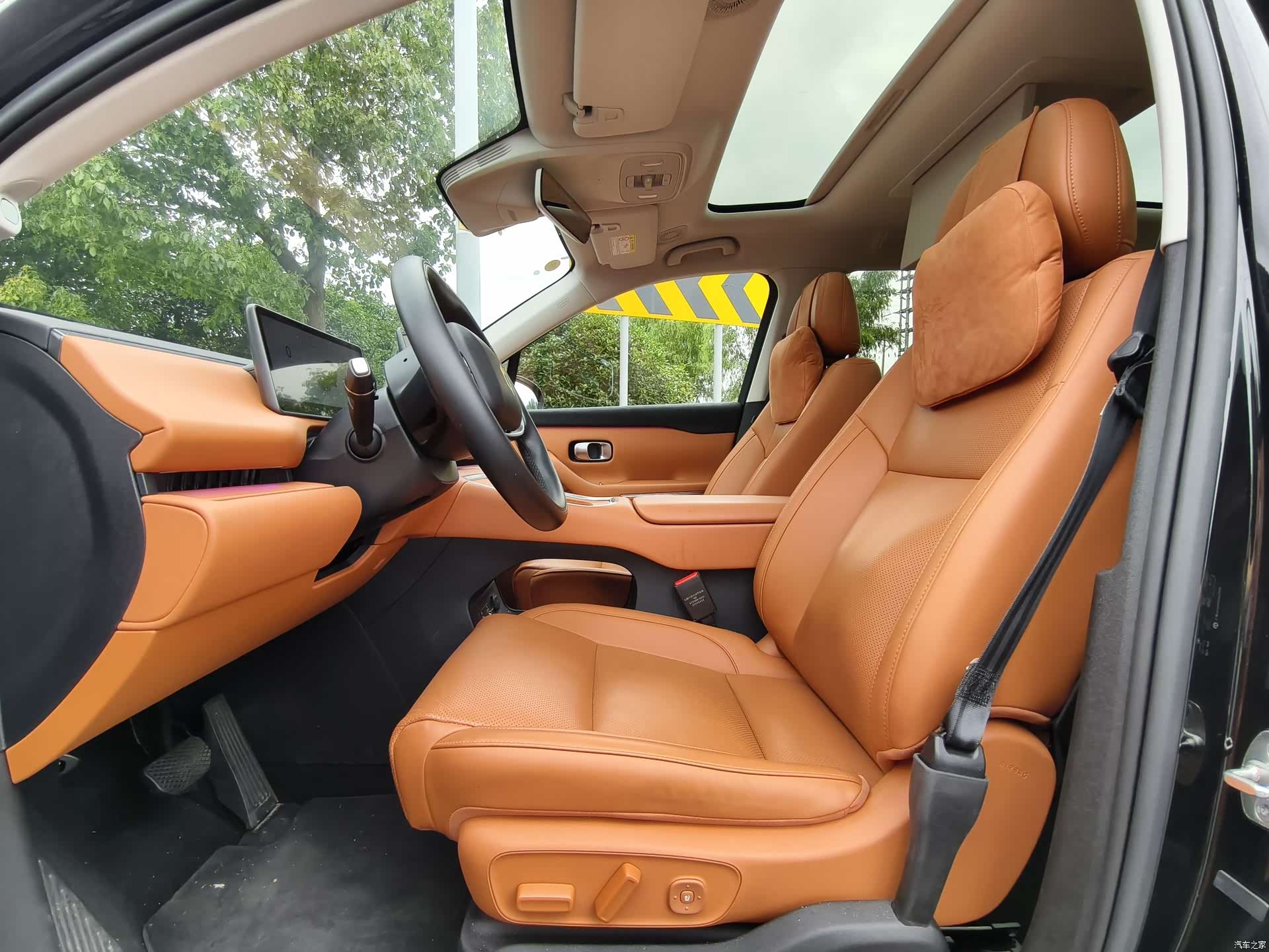 Leapmotor C16, 2025 все фото