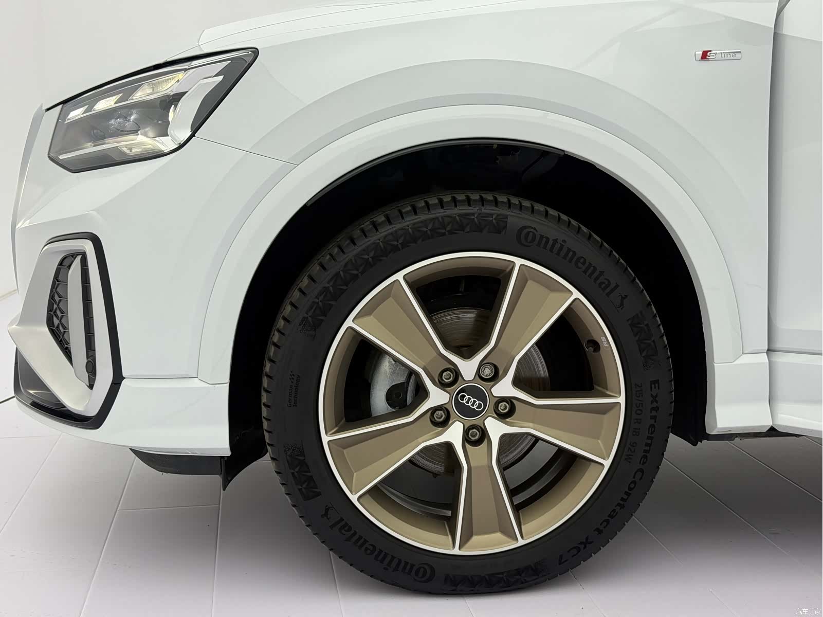 Audi Q2L, 2022 22