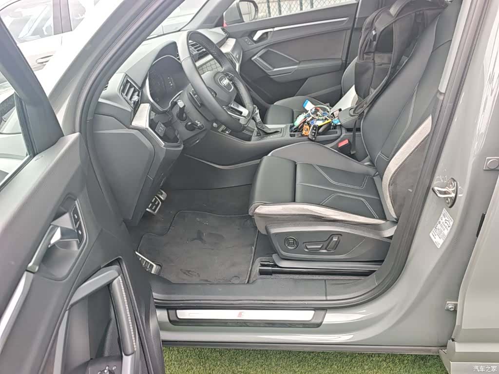 Audi Q3, 2023 22
