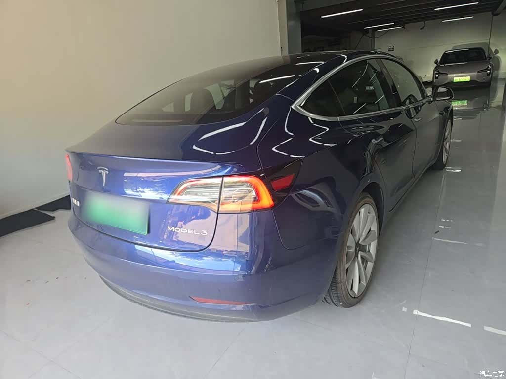 Tesla Model 3, 2020 7