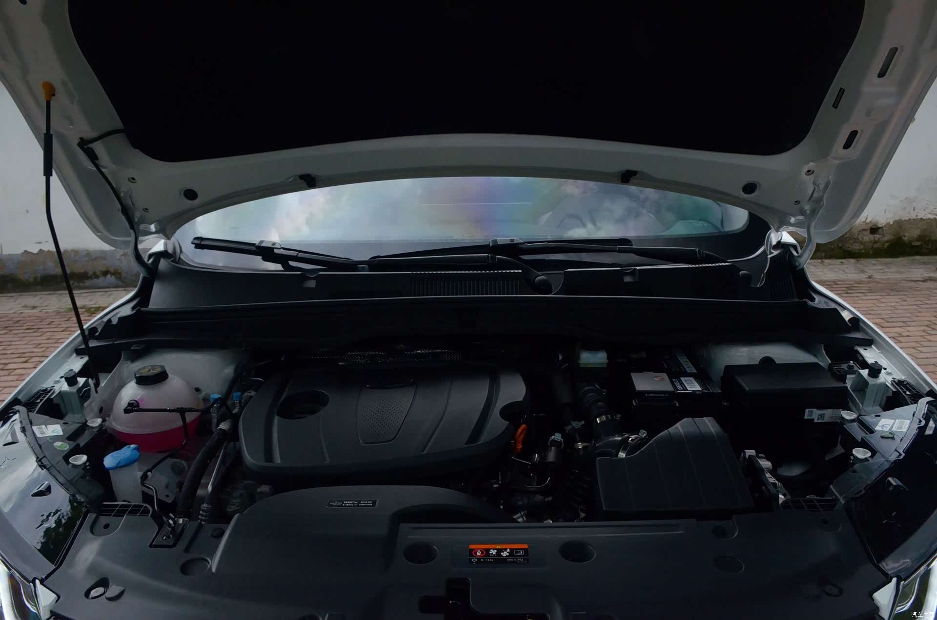 Geely Coolray, 2025 8