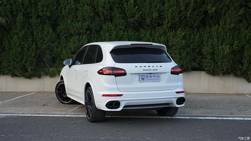 Porsche Cayenne, 2016 все фото