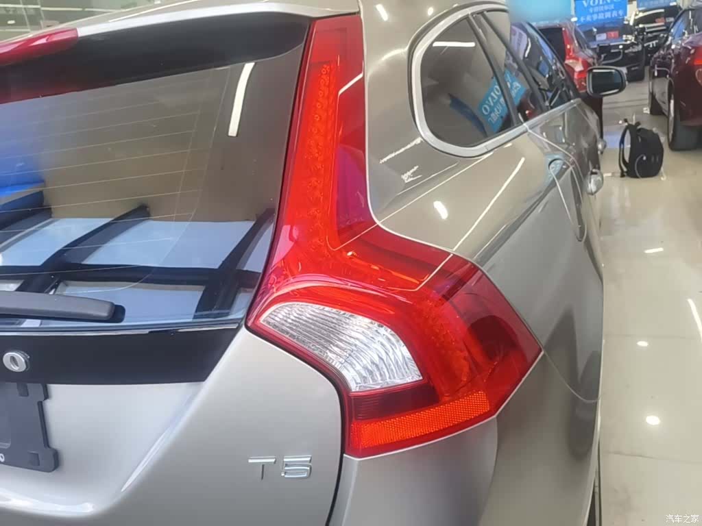 Volvo V60, 2017 8