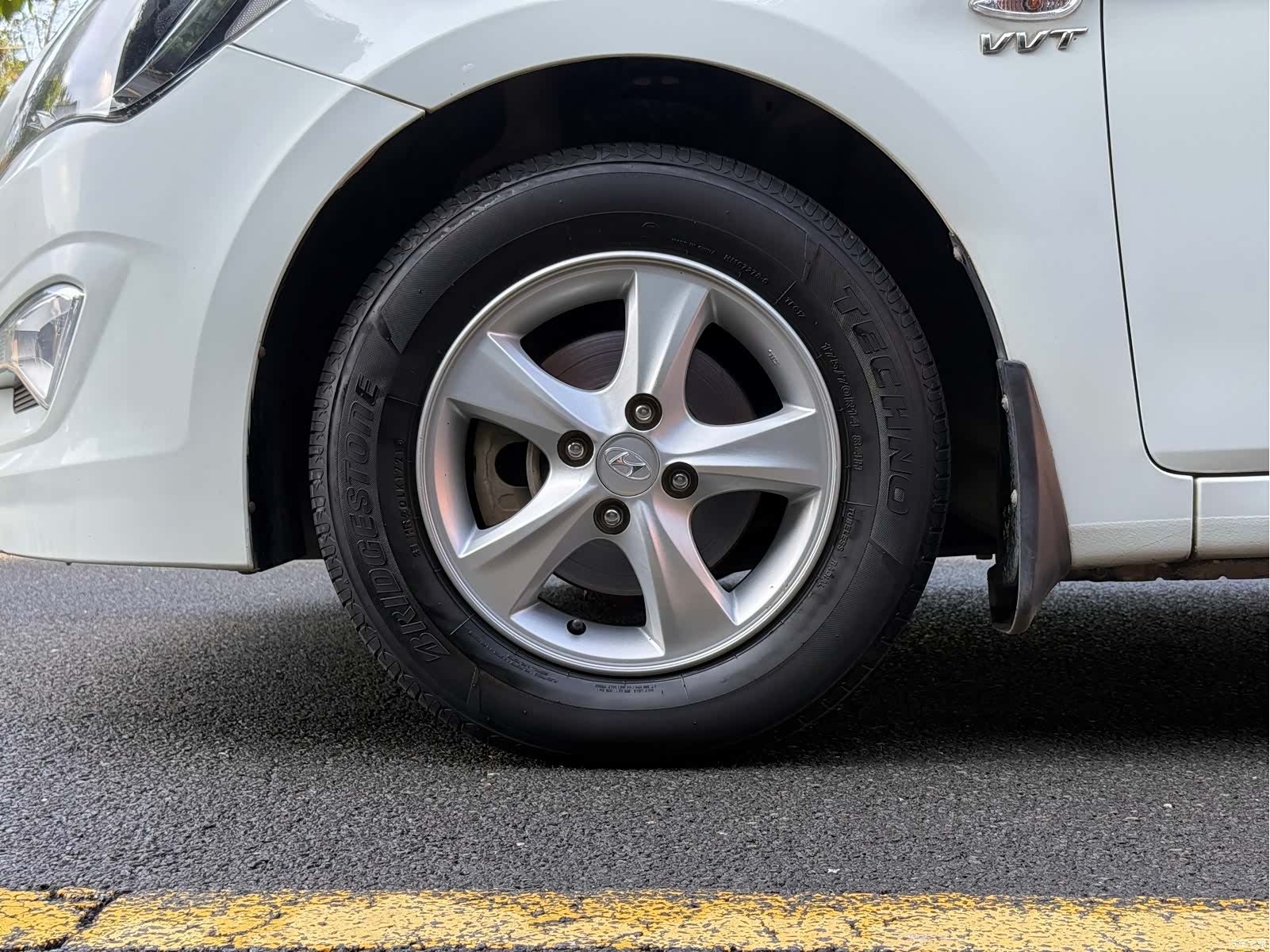 Hyundai GLS, 2015 17
