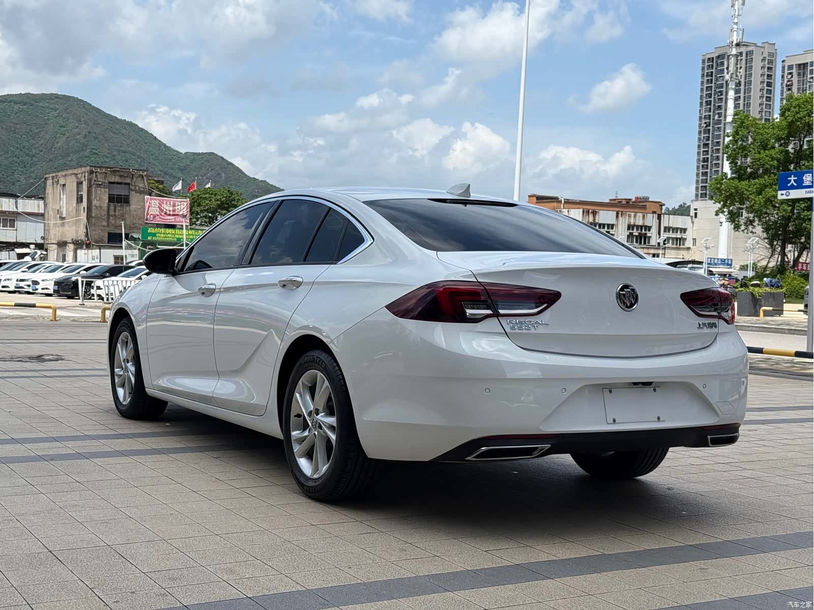 Buick Regal, 2023 15