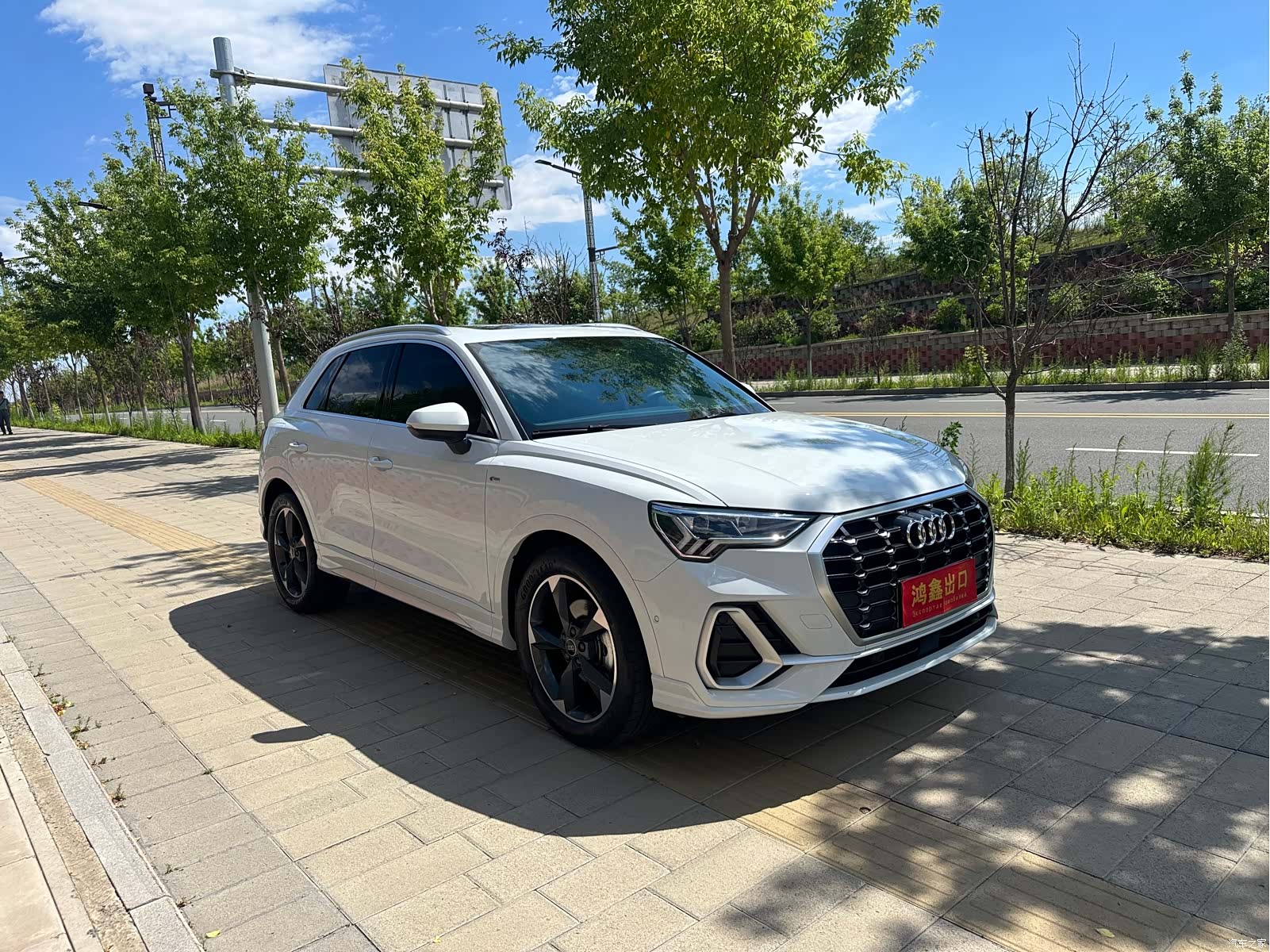 Audi Q3, 2022 3