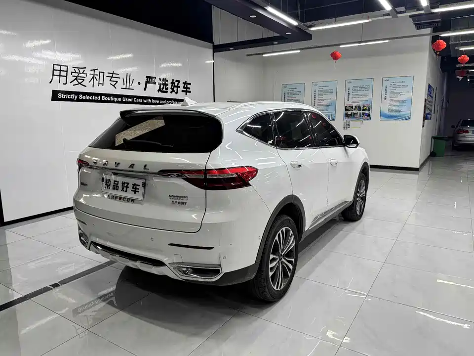 Haval F7