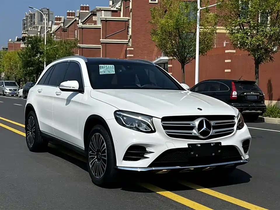 Mercedes-Benz GLC Mercedes-Benz GLC
