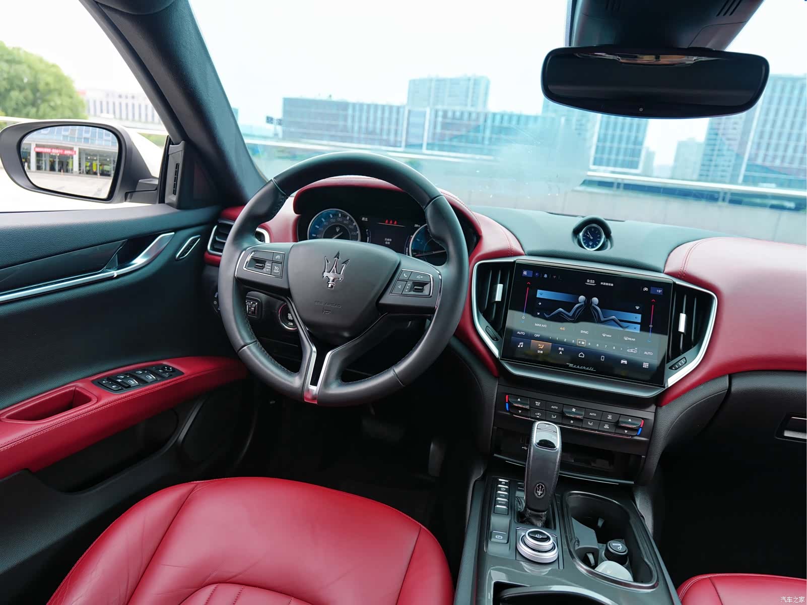 Maserati Ghibli, 2022 12