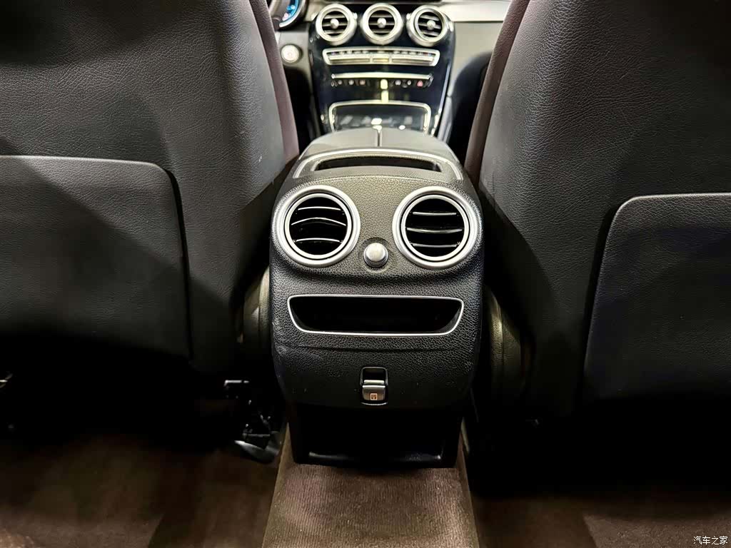 Mercedes-Benz GLC, 2021 23