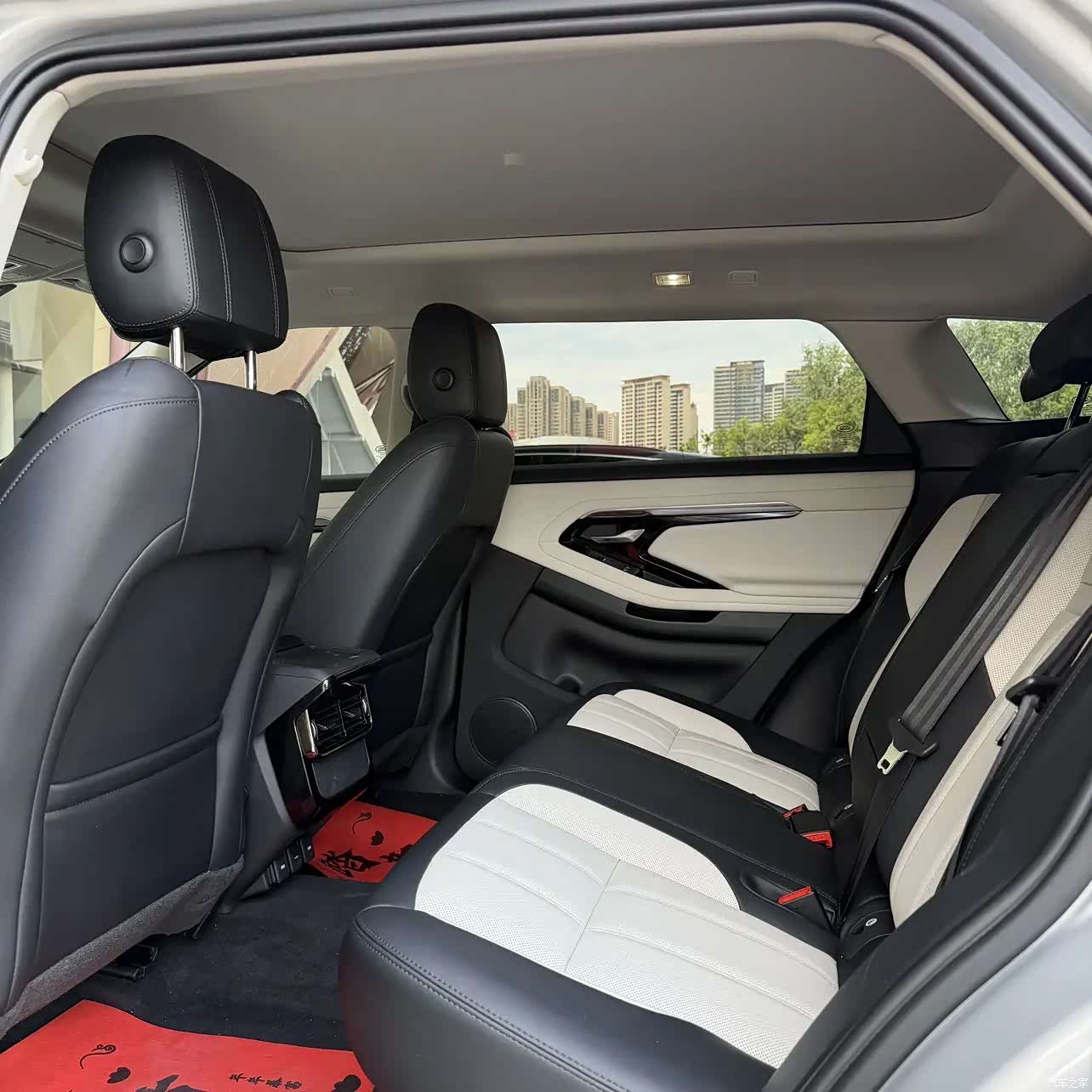 Land Rover Range Rover, 2022 12