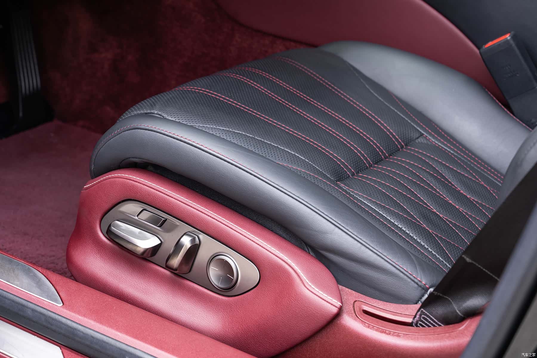 Lexus LS, 2021 43