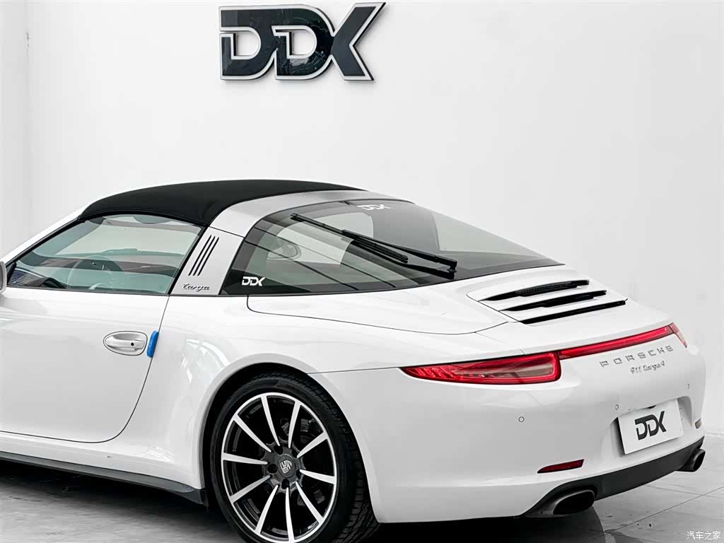 Porsche 911, 2015 8